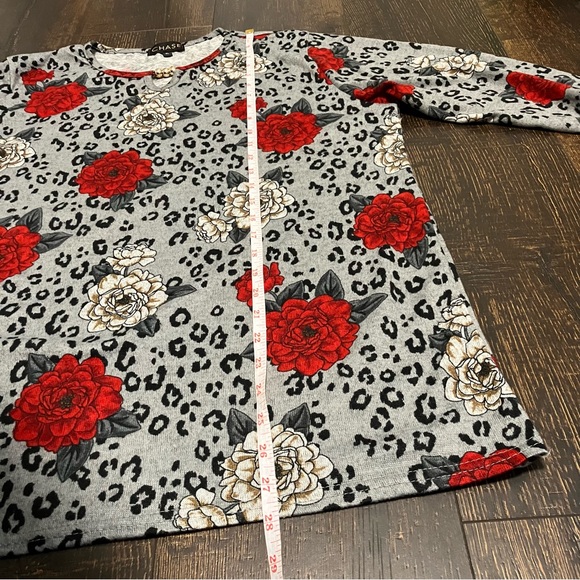 Grey & red floral print long sleeve top with leopard print background - Picture 6 of 8
